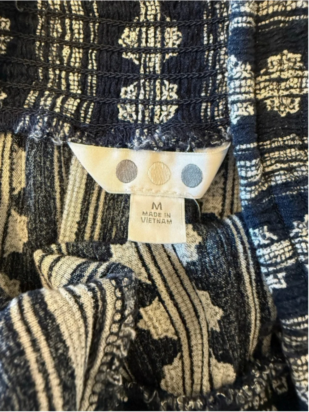 Three Dots Women's Pull On Shorts Navy Stripe Batik Size M Boho